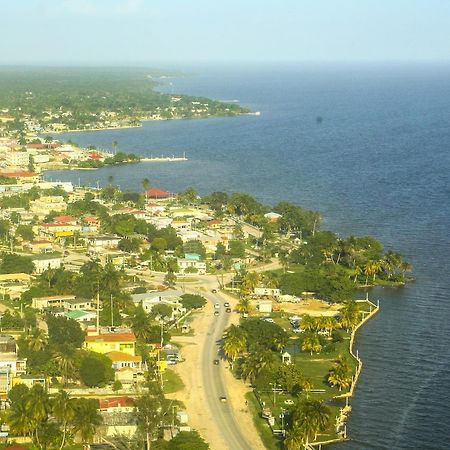 Hotel Maya Corozal Town Extérieur photo