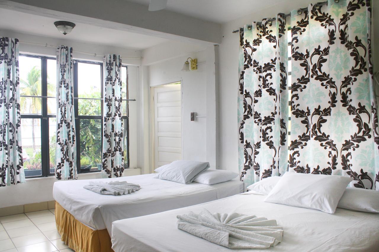 Hotel Maya Corozal Town Extérieur photo