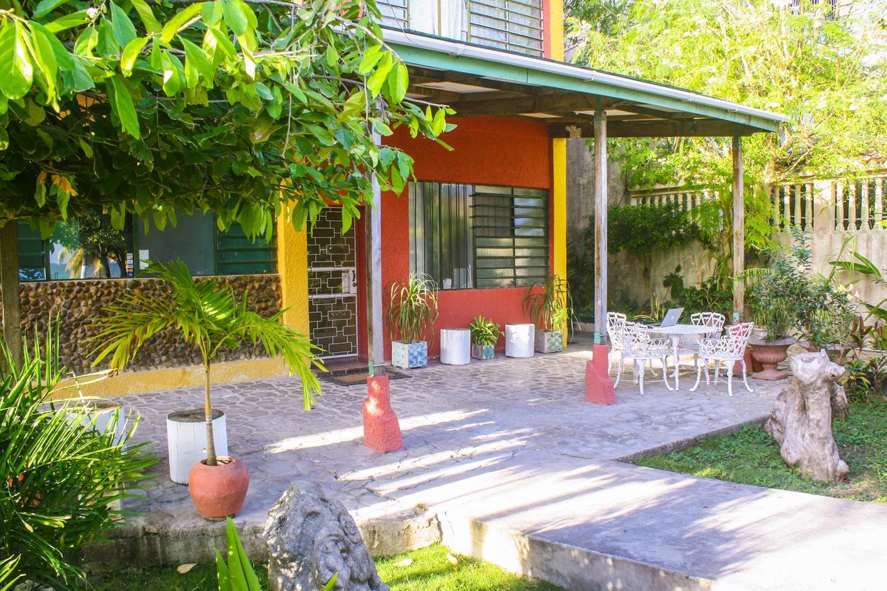 Hotel Maya Corozal Town Extérieur photo